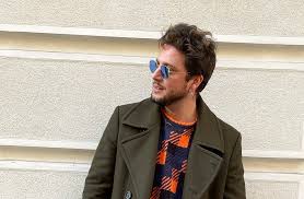 Los trabajos de los artistas antes de triunfar manuel carrasco tiene noticias sobre su gira ¡y una sorpresa! Manuel Carrasco Traslada A 2021 Los Conciertos De La Cruz Del Mapa Estas Son Las Fechas Cadena Dial