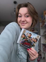 So I will admit that even as a kid, I was not fully obsessed with the Jonas  Brothers, don't get me wrong some of their songs are solid, but it never got