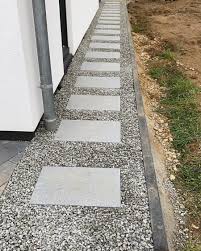 Hier Nochmal Ein Beispiel Zu Gartenwege Im Kiesbett Gartenwege Gartendesign Kiesbett Galabau Gartenbau In 2020 Garten Design Garten Landschaftsbau Landschaftsbau