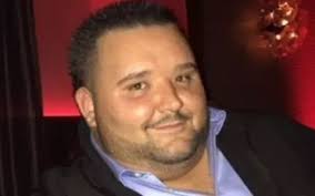 Contact nicusor de la braila on messenger. Un Actor In VarstÄ De 36 De Ani A Murit In Somn Mama Lui A FÄcut AnunÈul Flash News Stiri Vedete Si Evenimente Viva Ro