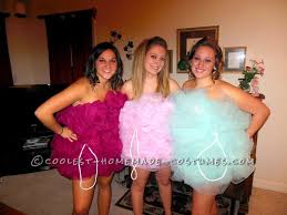 I also included a tutorial on making a matching couple's soap shirt.you. Fun Group Halloween Costume Loofah Girls