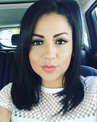 Hola quiero hablar contigo y no respondes. 👤 Te envié solicitud de amistad  oye como te va??? Me gustaste, hablemos, al menos respóndeme ❤️ acepta mi  amistad 🫂❤️