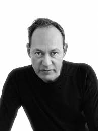 Peter Lakin's Instagram, Twitter & Facebook