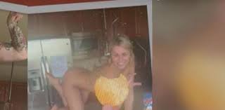 Paige michelle vanzant (née sletten; Ufc Nackte Tatsachen Kampferin Paige Vanzant Mit Pikanten Fotos Nurnberger Blatt