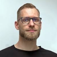 Daniel Janiga's Instagram, Twitter & Facebook