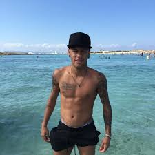 Nj On Instagram Ibiza Neymar Neymar Jr Neymar Young