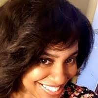 Elaine Sinclair's Instagram, Twitter & Facebook