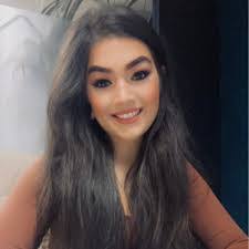 Jade Platt's Instagram, Twitter & Facebook