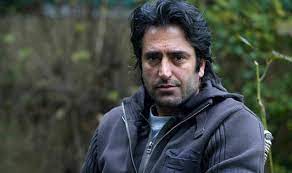 Mahsun kirmizigül (born abdullah bazencir, march 26, 1969) is a turkish singer songwriter, actor and director, scriptwriter, music composer, producer of zaza origin (turkic people converted to zaza). Mahsun Kirmizigul Den Gundem Olan Afganistan Yorumu