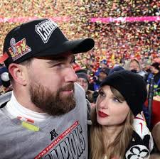 What Taylor Swift Revealed About Travis Kelce Wedding to Seth Meyers