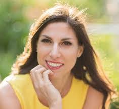 Robyn Woody's Instagram, Twitter & Facebook