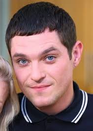 Finally realized who Gavin reminds me of when he smiles! : r/gavinandstacey