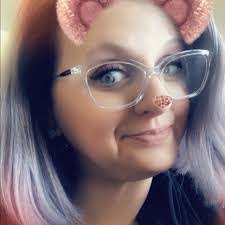 Brie Richardson's Instagram, Twitter & Facebook