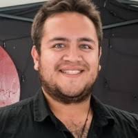 50+ perfiles de «Eli Daniel»