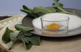 Und mit den bunten eisbonbons kannst du früchte sogar. Salbei Bonbons Selber Machen Selbstgemachte Hustenbonbons