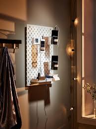 ثلاثة طرق لتعزيز حفلك باستخدام لوح تعليق Ikea