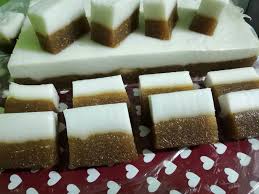 1 ½ cawan tepung beras. Resepi Talam Ubi Kayu Yang Menjadi Elok Lapisan Atas Dan Bawah Daridapur Com