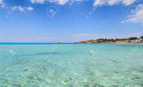 It is the capital of the province of taranto and is an important commercial port as well as the main italian naval base. Sommer Seelandschaft Apulien Kuste Marina Di Pulsano Strand Taranto Bucht Lido Silvana Die Kuste Ist Durch Eine Suggestive Abwechslung Von Sandigen Buchten Und Schroffen Klippen Mit Blick Auf Ein Wirklich Klares Und