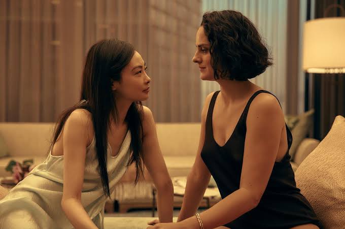 Emmanuelle' Review: Audrey Diwan's Softcore Remake