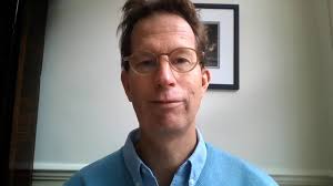 Mike Lunn's Instagram, Twitter & Facebook