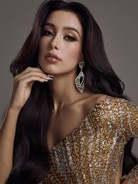 🫶🏻👑👑👑🫶🏻🫶🏻🫶🏻 #crown #crowns #icon #missteenicon #explorepage  #ootdfashion #prom #dresses #pageantdress #ootd #pageantqueen #pageanthair