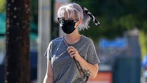 We appreciate any feedback and suggestions. Kelly Osbourne Then Now See Transformation Pics Of The Fashionista Hollywood Life
