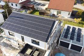 Für den begriff des solaraktivhauses gibt es keine festgelegte definition. Pv Anlage Mit Speicher Photovoltaikanlage Bei Luxhaus