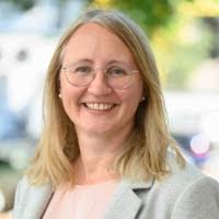 Renee Schoch's Instagram, Twitter & Facebook