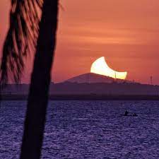 Ex dupla de cristiano araújo, cantor está desaparecido em goiânia. 4 206 Curtidas 34 Comentarios Mais Goias Maisgoias No Instagram Imagem Do Eclipse Registrado Em Fortaleza Ce Instagram Photo Sydney Opera House