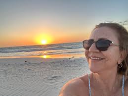 I am so sorry to leave your wonderful world. It's been 3 weeks with my  camera out and about photographing birds in the main but also other  sights/creatures. I have experienced Darwin