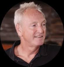 Mark Smithson's Instagram, Twitter & Facebook