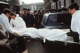 Maurizio gucci, the grandson of the house's founder guccio, was shot dead outside his milan office. Maurizio Gucci S Ex Wife Speaks Out About His Death People Com