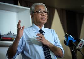 Jun 02, 2021 · the post showing ismail sabri yaakob closing the door of his defence ministry office, with a cryptic remark. Police Report Lodged Over Spread Of Ismail Sabri S Old Videos Malaysia Malay Mail