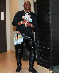 Johnnie Holmes (@nngekash) • Instagram photos and videos