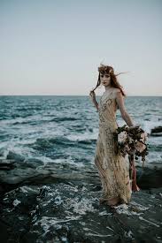 This Beachy Bridal Inspiration Has A Moody Romantic Twist Junebug Weddings Wedding Photography Styles Bridal Inspiration Bridal Shoot