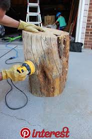 Diy Tree Stump Table Are You Wondering How To Make A Coffee Table From A Tree Stump Here Is A St Tree Stump Furniture Tree Stump Coffee Table Tree House Diy