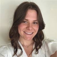 Lauren Godfrey's Instagram, Twitter & Facebook