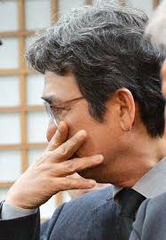 김민석 흐느껴 울고 유시민도 눈물 https://www.wikitree.co.kr/articles/1113254