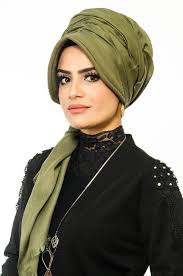 Aise Tesettur Haki Sapkali Sal Moda Stilleri Trendler Sal