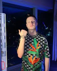 Mellstroy В каком казино веселит Мелстрой - Furniture & Accessories  EuropeFurniture & Accessories Europe