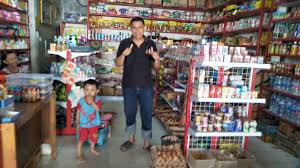 Rak minimarket shelving kayu hpl rak minimarket kayu single rak minimarket dari kayu standar 1 rak minimarket kayu standar 2 rak toko baju ukuran standar rak minimarket dari kayu kami adalah tinggi 150 dan 180, kemudian lebar shelving bawah 40 dan shelving atas 35 cm, untuk konsultasi ukuran laian atau order silahakn hubungi konsultan ahli kami. Jual Rak Minimarket Kayu Aro Toko Rak Minimarket Sumatera