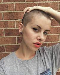 43 Women With Super Short Buzzed Hair Who Define Their Own Femininity Photos Short Buzzed Hair Buzzed Hair Women Super Short Hair