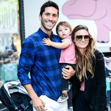 How many swipes is too many on bumble. Nev Schulman And Laura Perlongo Welcome Baby Number Two In Nyc