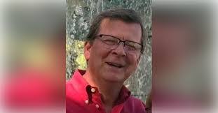 Toby Wade's Instagram, Twitter & Facebook