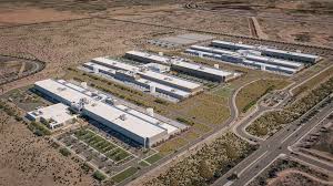 Meta selects DPR for $1B Arizona data center | Construction Dive