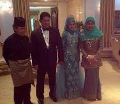 Maybe you would like to learn more about one of these? Maharum Bugis Syah Mbs