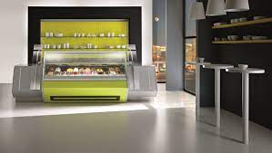 Orion S Goal For Tecnica Design Was To Maximize The Visibility Of The Icecream Display Cabinet Arredamento Vetrina Vetrine B Vetrine Arredamento Design