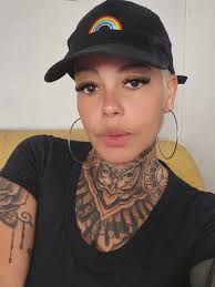 Volume 5D #mappingboneca + #designersobrancelhas com henna .