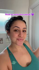 Jenny San Diego Stare