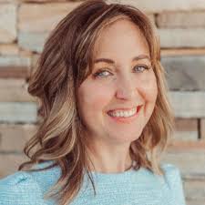 Elise White Diaz (@elisewhitediaz)